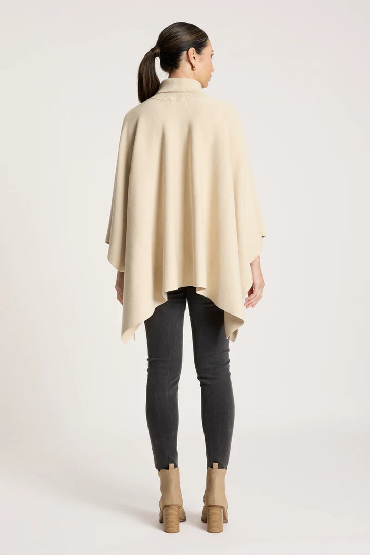 Eb + Ive Samira Poncho - Bisque