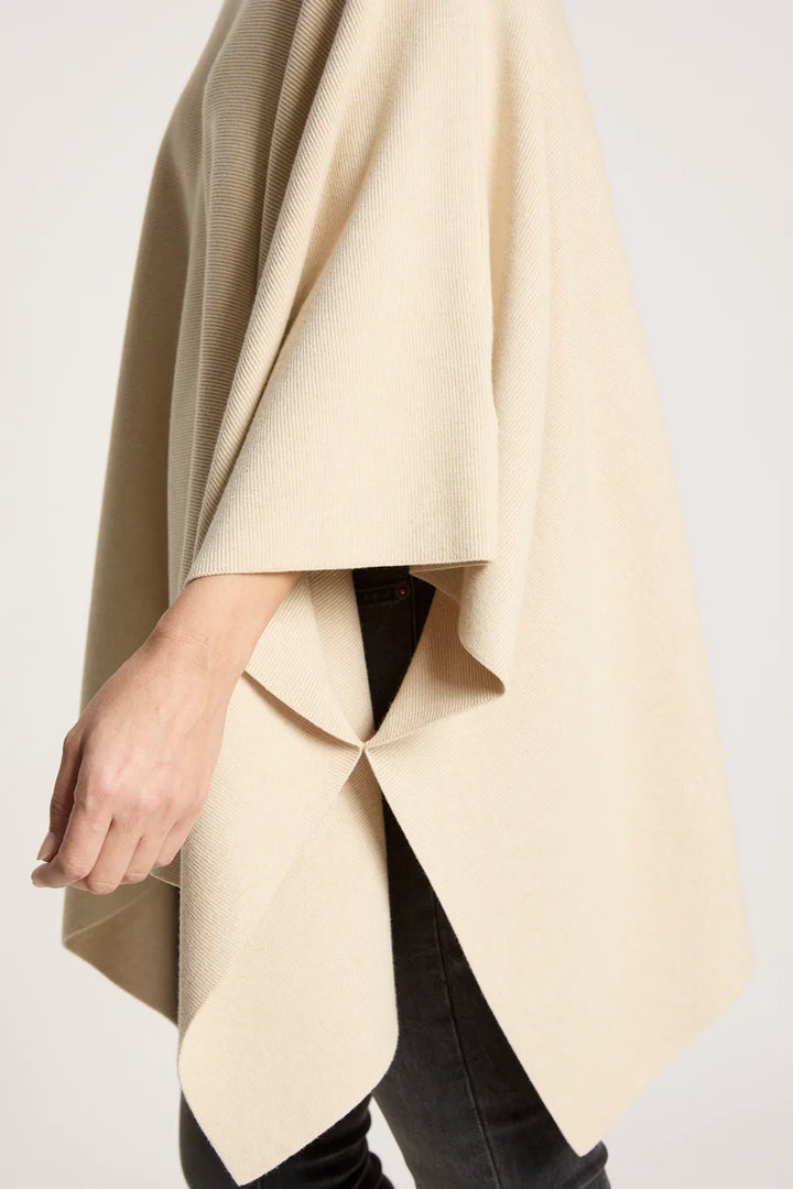 Eb + Ive Samira Poncho - Bisque