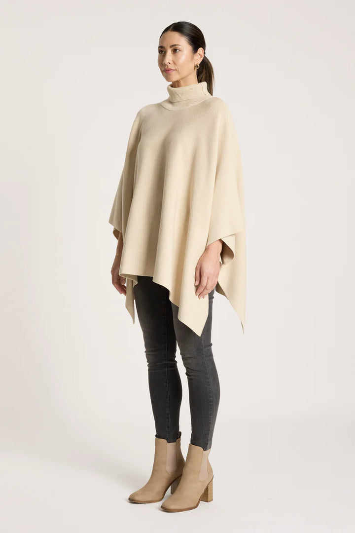 Eb + Ive Samira Poncho - Bisque