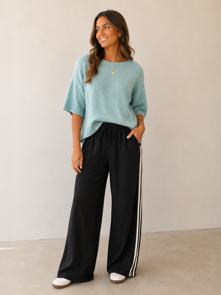 Ebby &amp; I Stripe Pant - Black