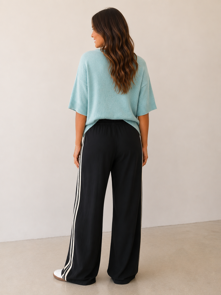 Ebby &amp; I Stripe Pant - Black
