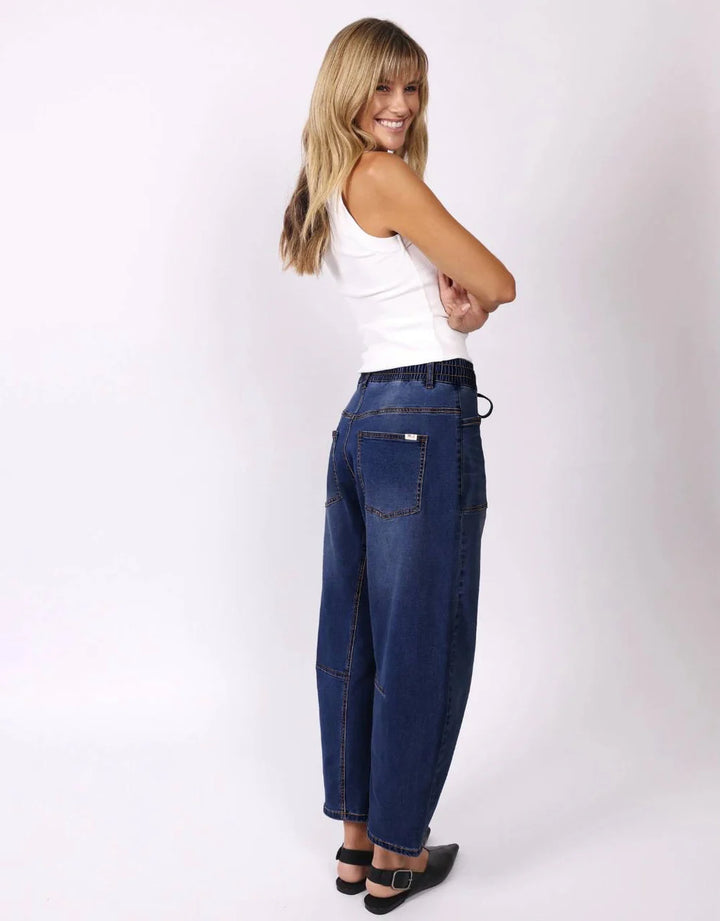 Monaco Leo Barrel Jeans - Dark Wash